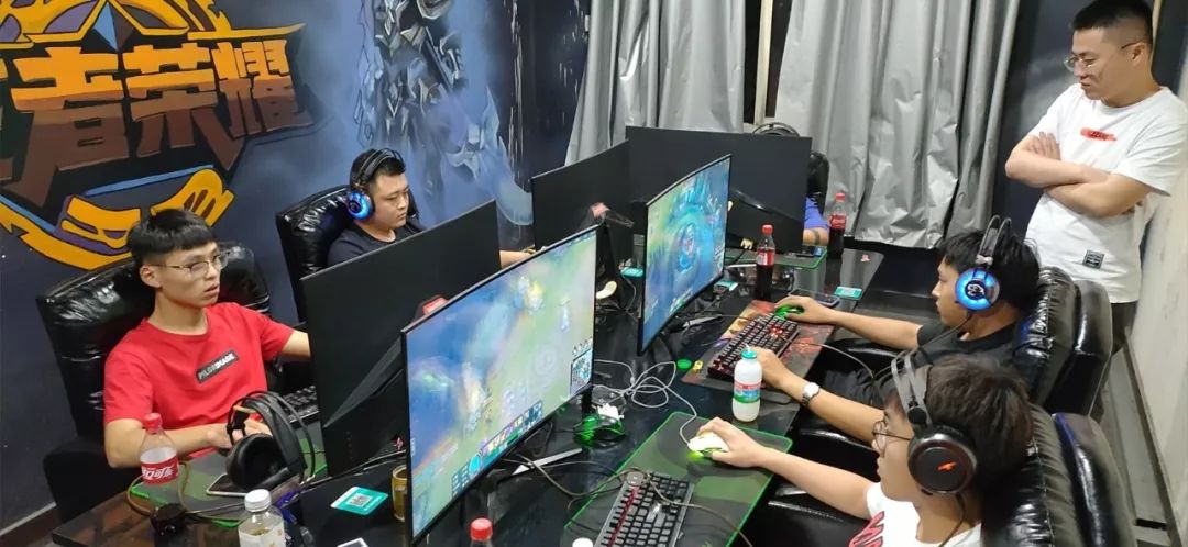 会的赛场上 会的赛场上