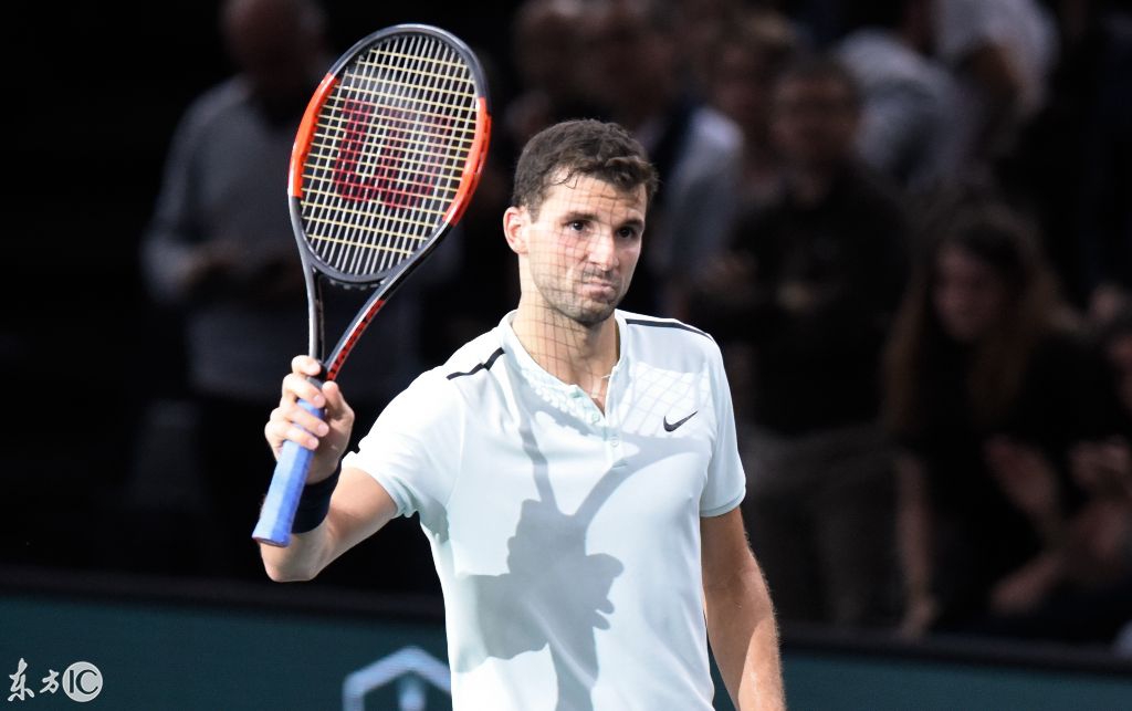 足球中扮演 足球中扮演