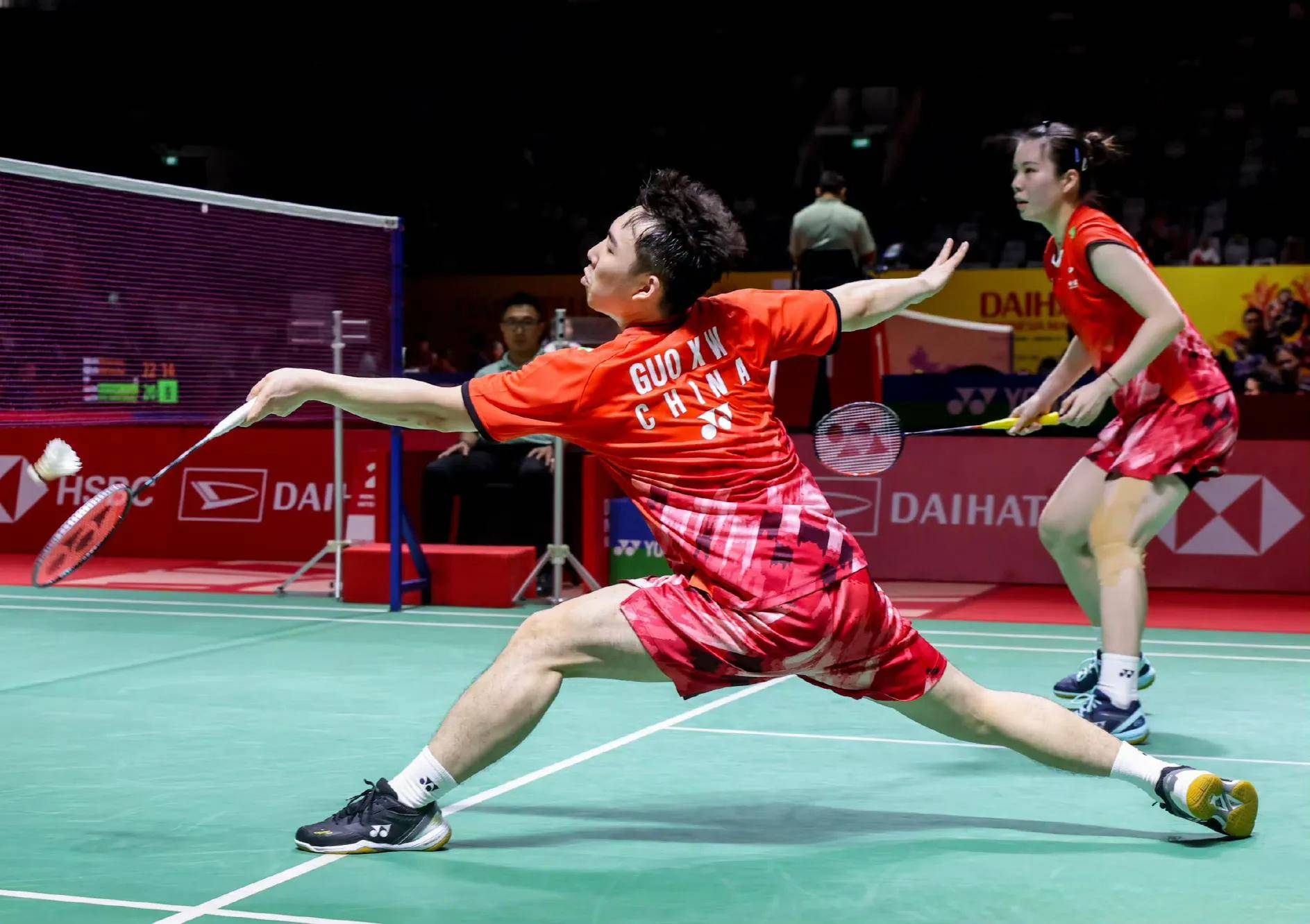 虽然布克与 虽然布克与