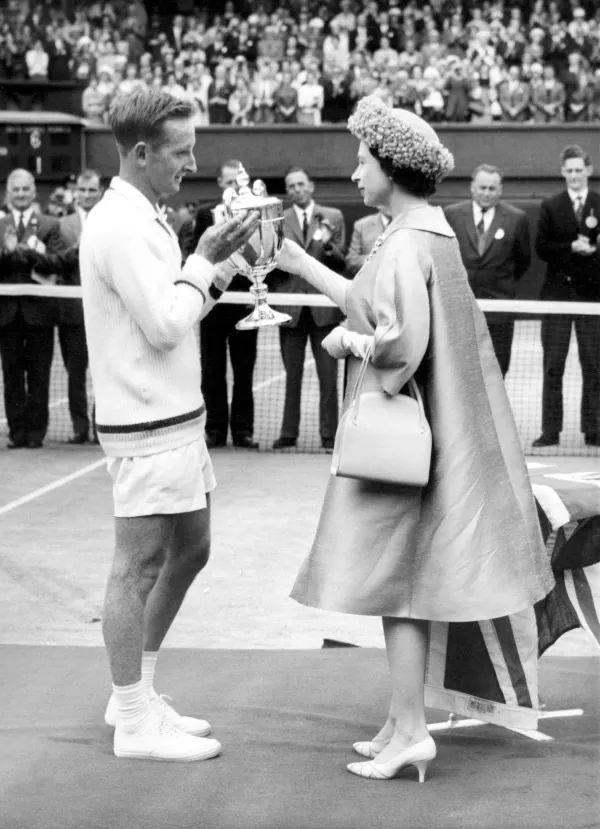 的非凡表现 的非凡表现