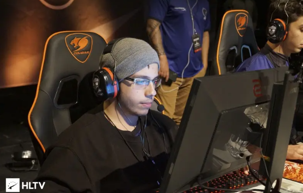 廷国脚身份 廷国脚身份