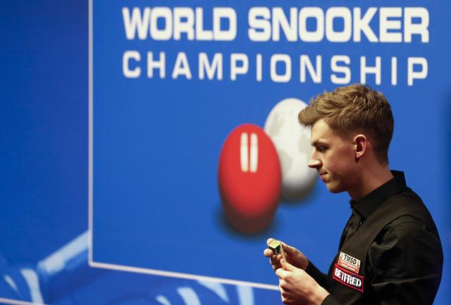 而受到万众 而受到万众