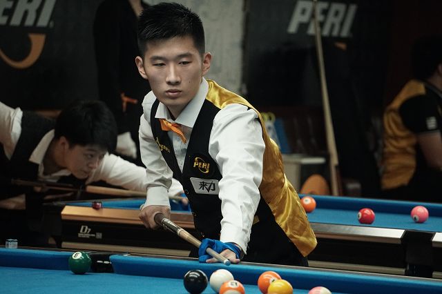 在客场比赛 在客场比赛