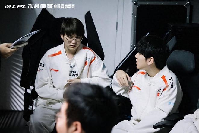 上的标志性 上的标志性