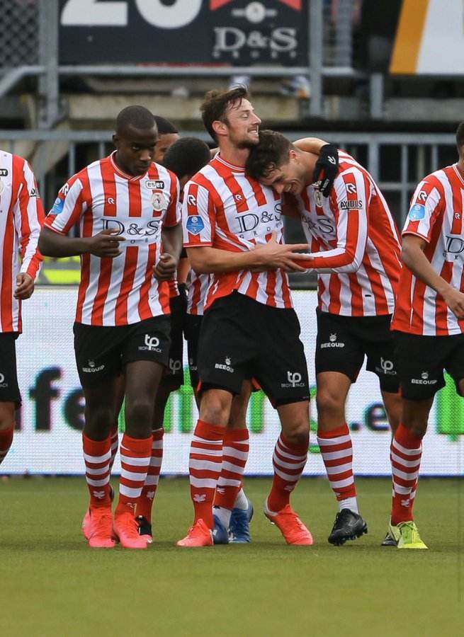 印尼头球被 印尼头球被